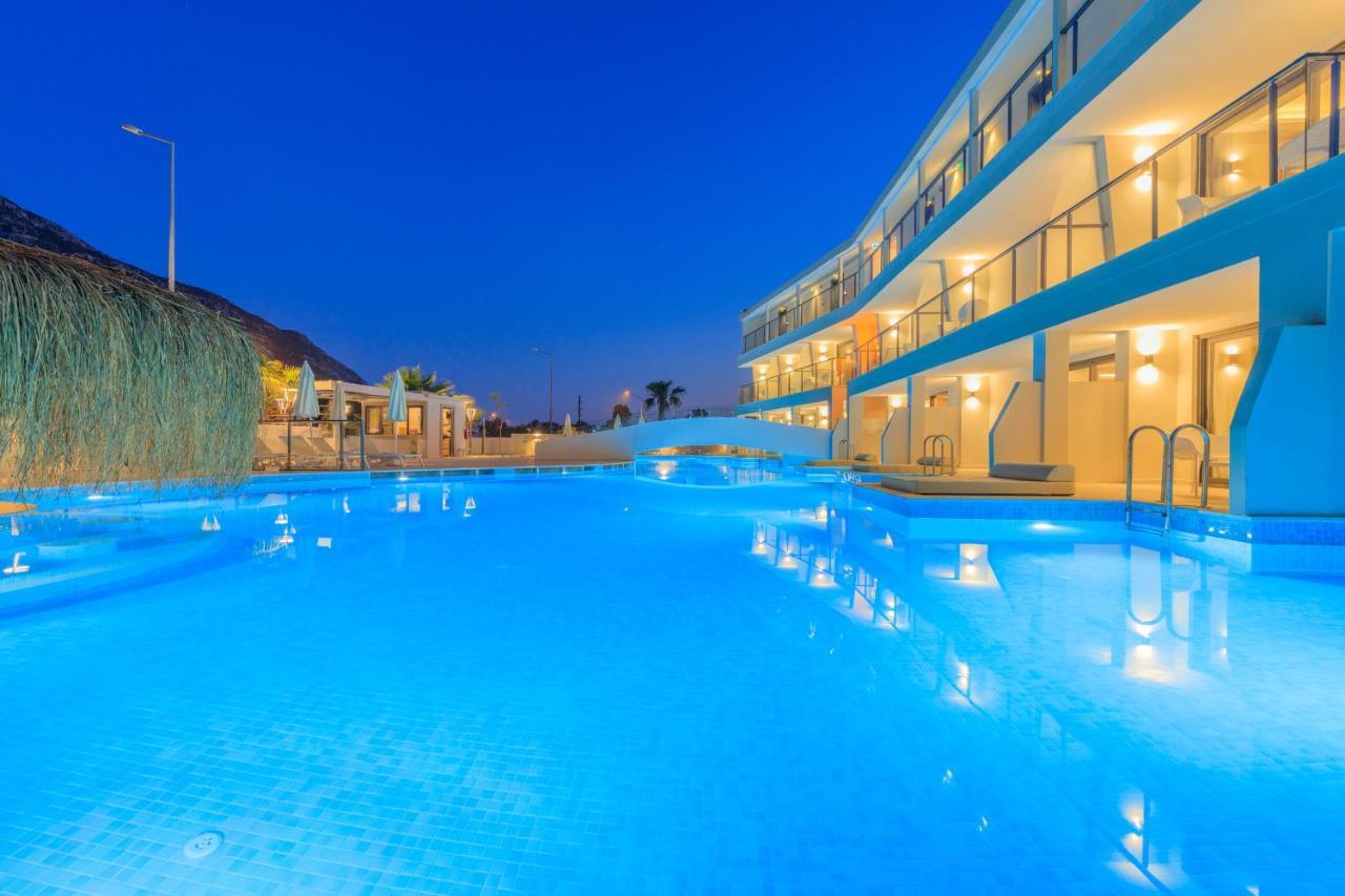 Orka World Hotel & Aquapark Ölüdeniz Esterno foto