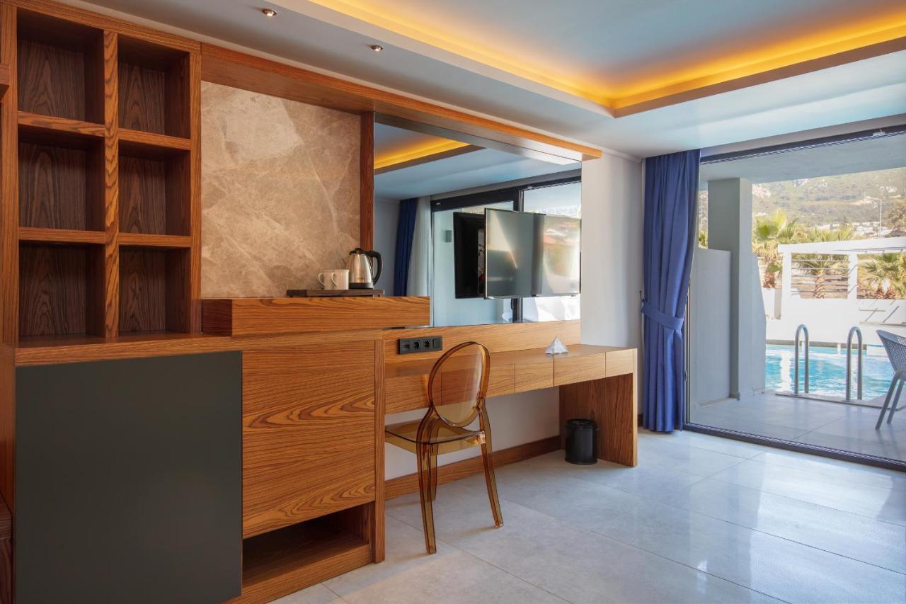 Orka World Hotel & Aquapark Ölüdeniz Esterno foto
