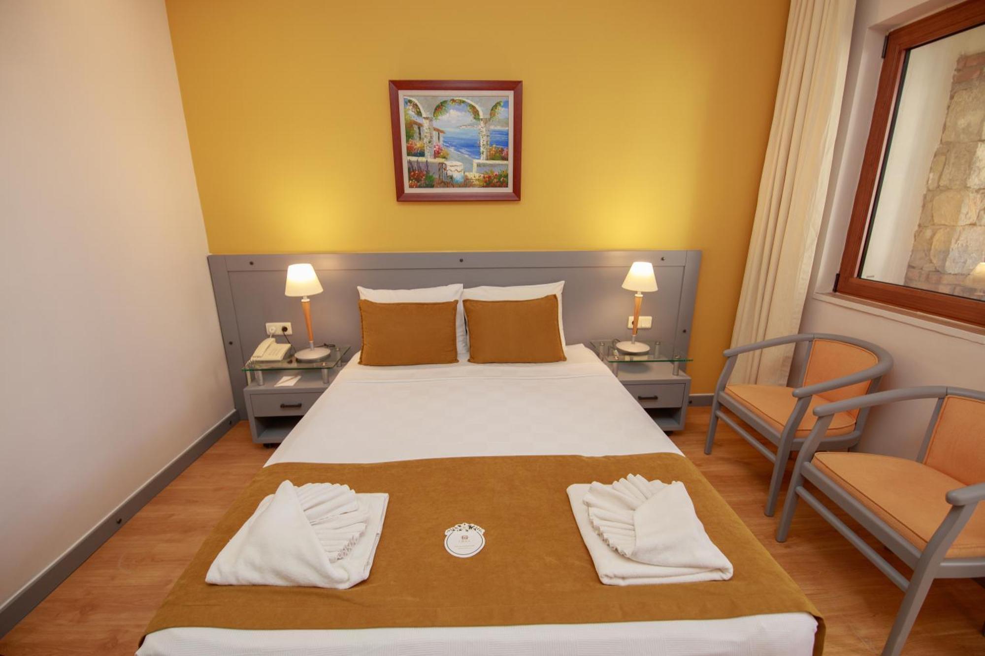Orka World Hotel & Aquapark Ölüdeniz Esterno foto